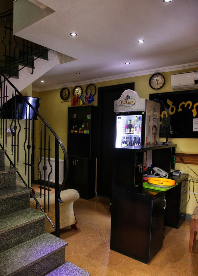 Hotel Obola Samtredia Extérieur photo
