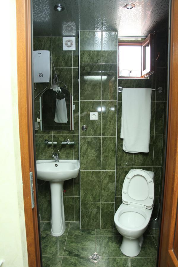 Hotel Obola Samtredia Extérieur photo